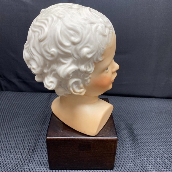 RETIRED CYBIS SIGNED PORCELAIN BUST OF EROS CUPID GOD OF LOVE - Picture 3 of 4